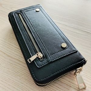 Francesca's black wallet with gold hardware
