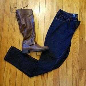 NWOT - Mossimo Dark Wash Curvy Skinny Jeans