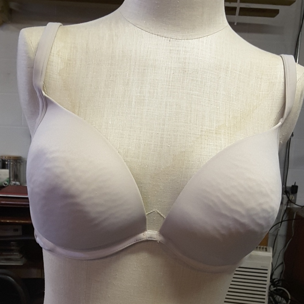 Cacique t-shirt plunge bra 40D