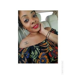 Meet your Posher, Carina