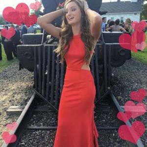 Meet your Posher, Brooke