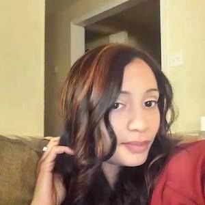 Meet your Posher, Danyelle