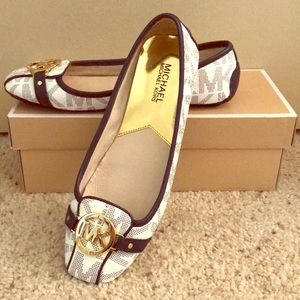 Michael Kors flats