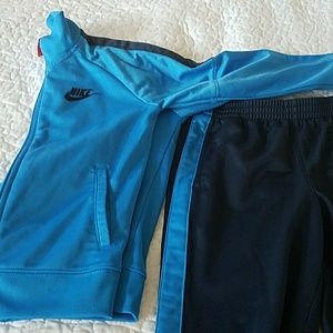 Boys size 7 Nike outfit