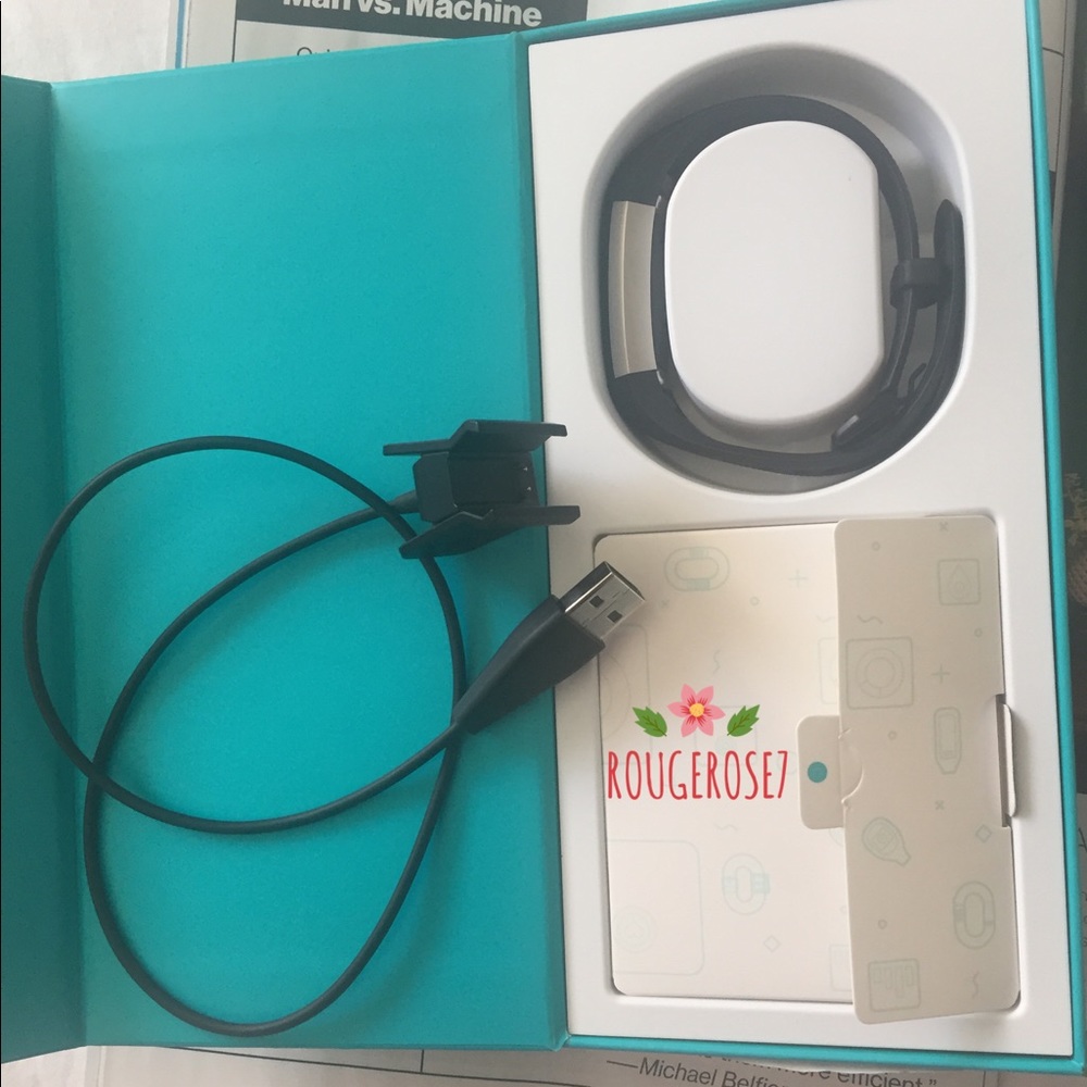 💥SALE💥Black Fitbit Alta HR