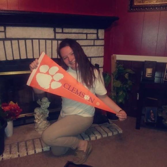 Meet your Posher, Pamela - Picture 1 of 1