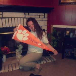 Meet your Posher, Pamela