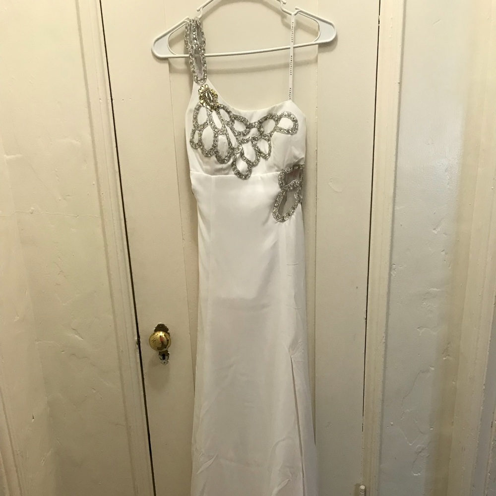 ❗️❗️NEW LOWER PRICE❗️❗️Formal Prom Dress