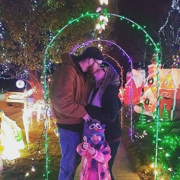 Meet your Posher, Lindsey - Picture 1 of 1