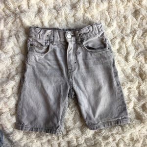 Grey H&M jean shorts size 4-5t