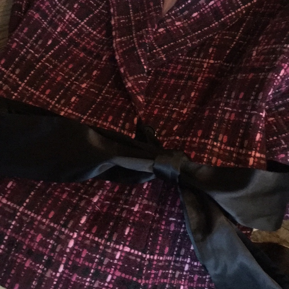 Jacket - Picture 3 of 4