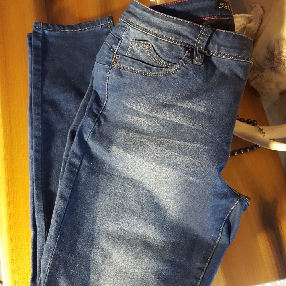 Wanna Betta Butt? Skinny Jeggings