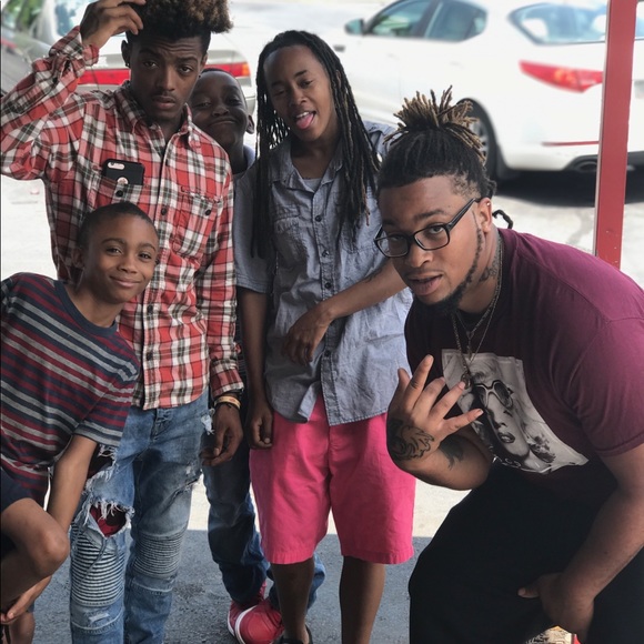 Meet your Posher, Daniel - Picture 1 of 1