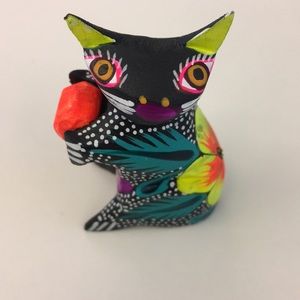 Meet your Posher, Akello