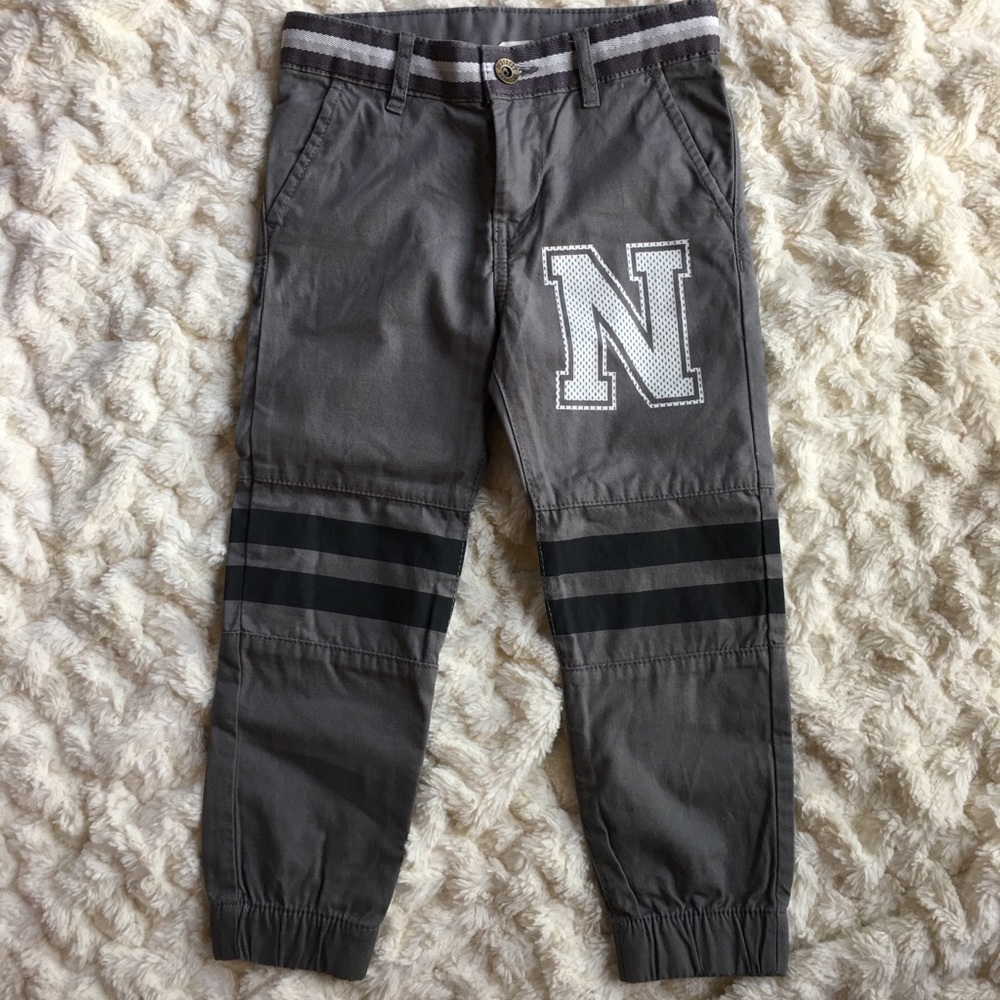 H&M size 4-5 gray pants