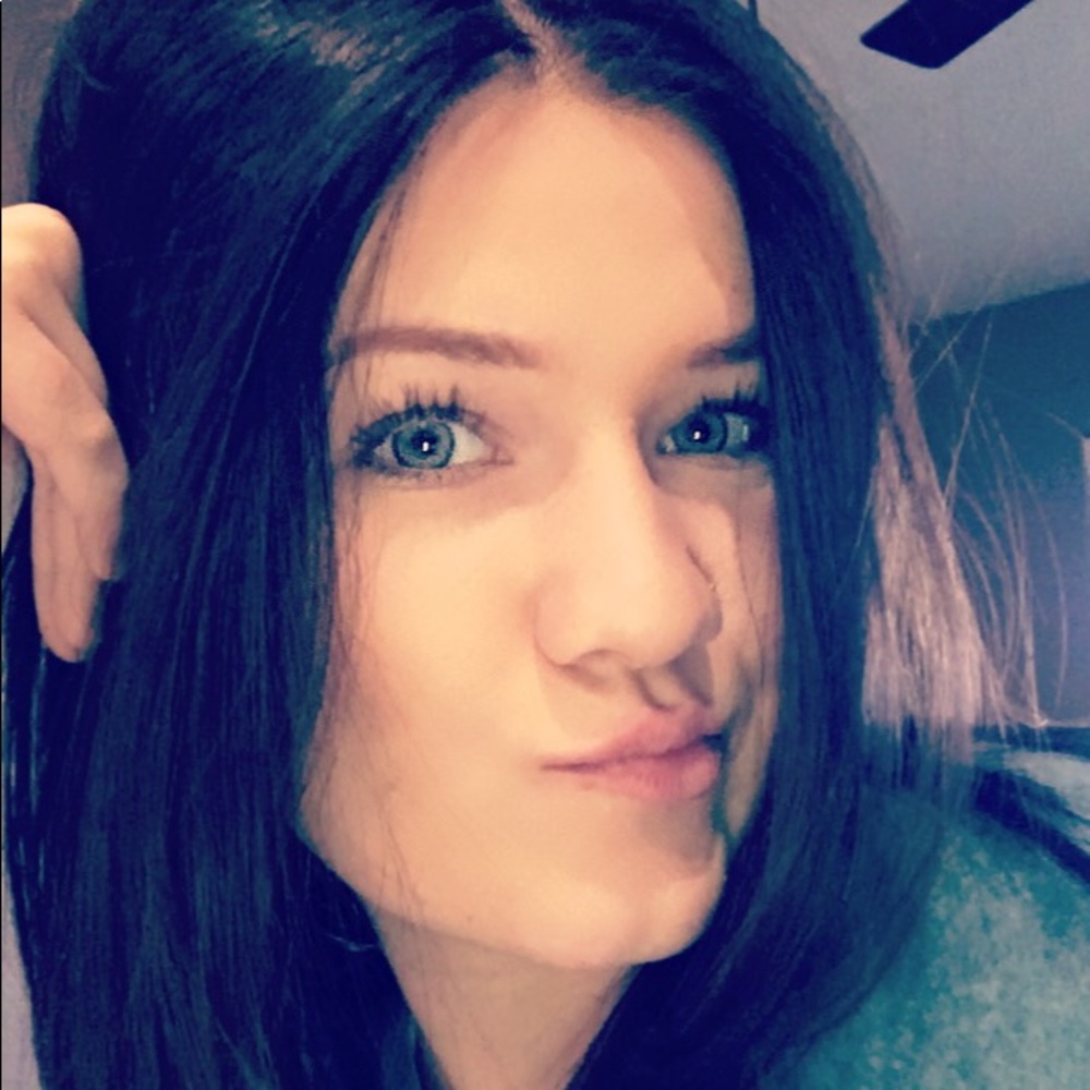 Meet your Posher, Shelby