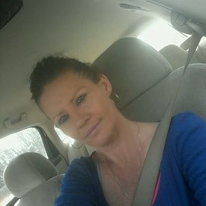 Meet your Posher, Cindy