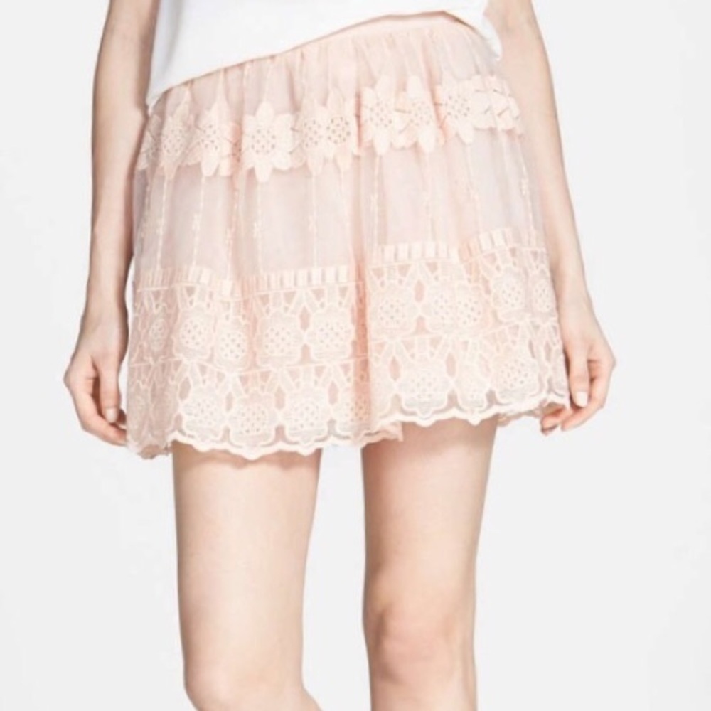 ASTR light pink lace detail skirt