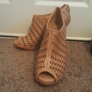 Cute Open Patterned Heels