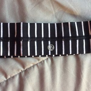 Lululemon headband - flyway tamer