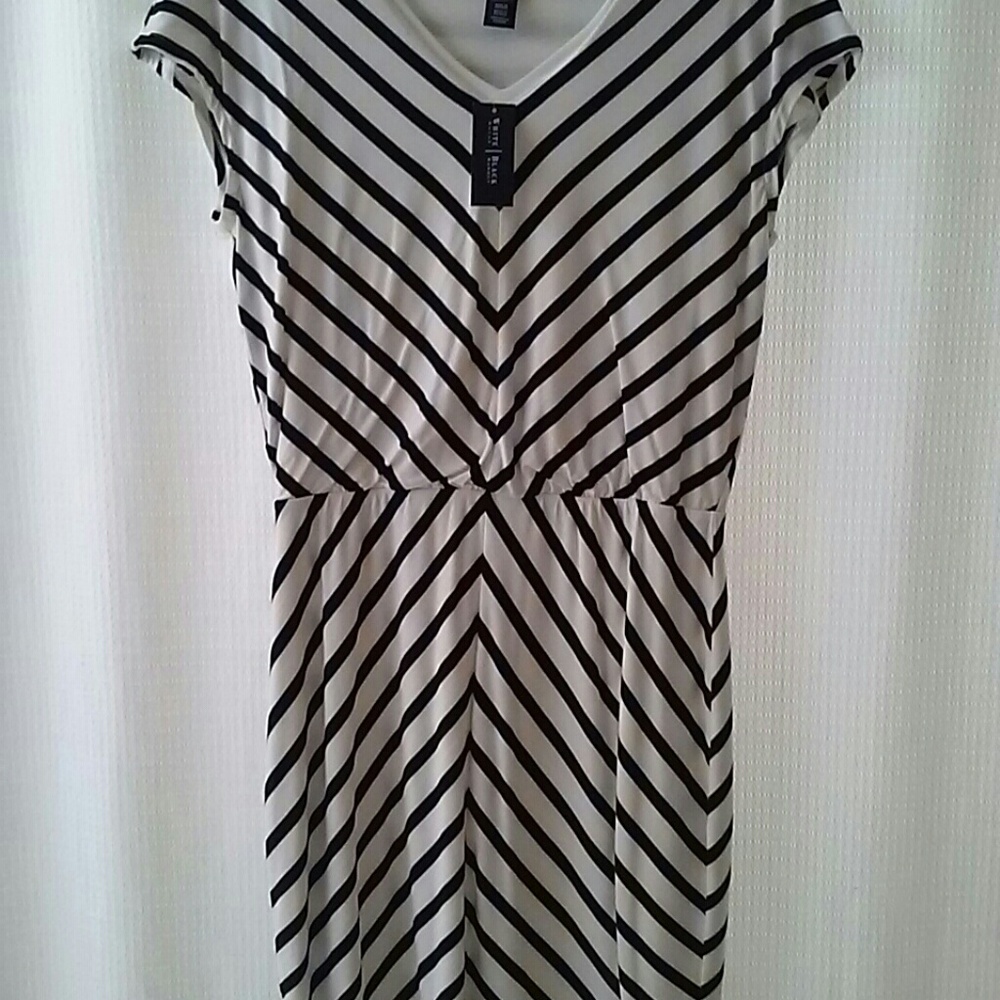 WHBM dress above knee. New with tags