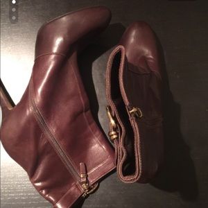 Via spits booties - size 12