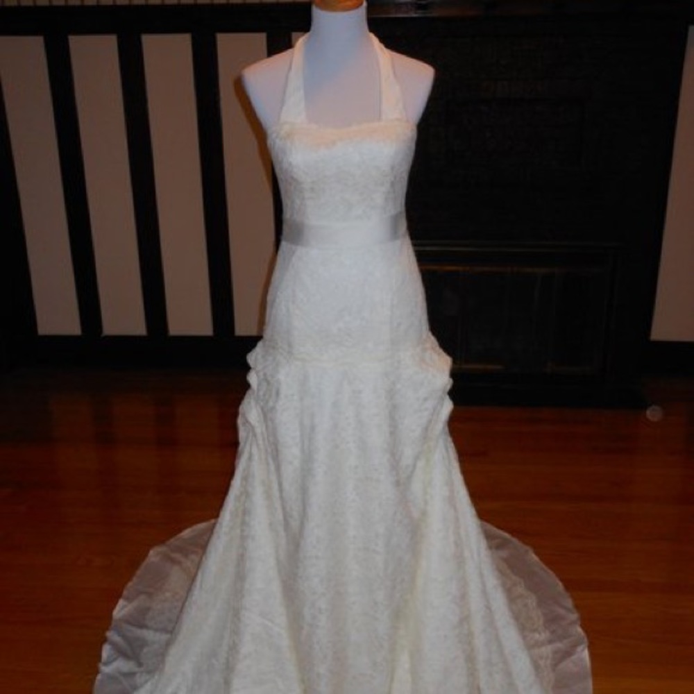 Lilly Wedding Dress