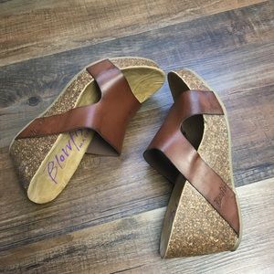 Blowfish Women’s Size 8.5 Platform Wedge Sandal