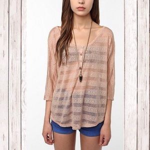 🦊TELA Terra-cotta sheer lace henley🦊