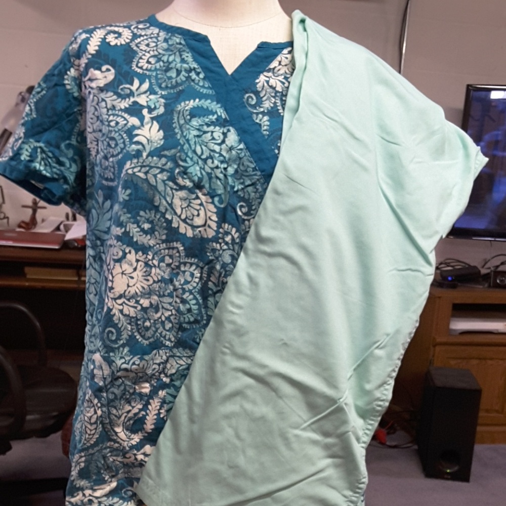 Womens scrub set xl
