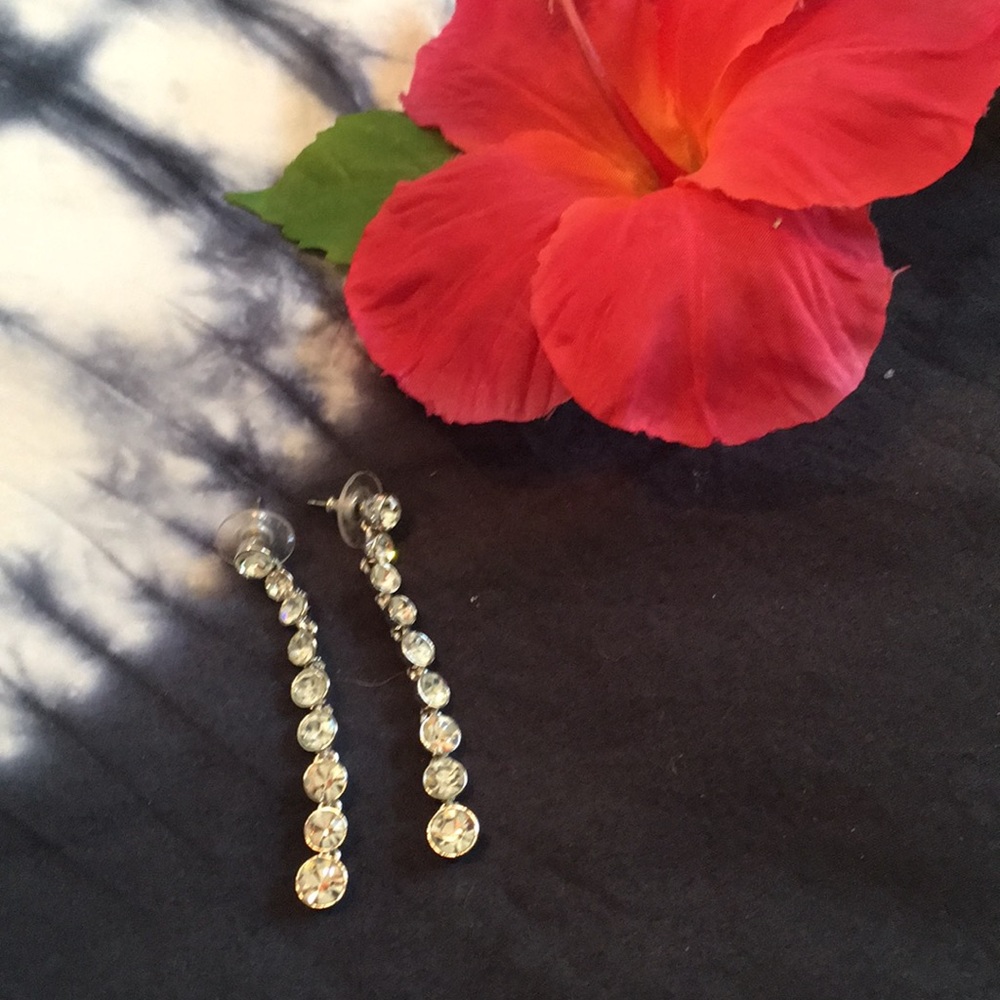 Dressy earrings 🌺