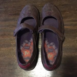 Dark brown leather Mary-Jane Merrells size 7.5