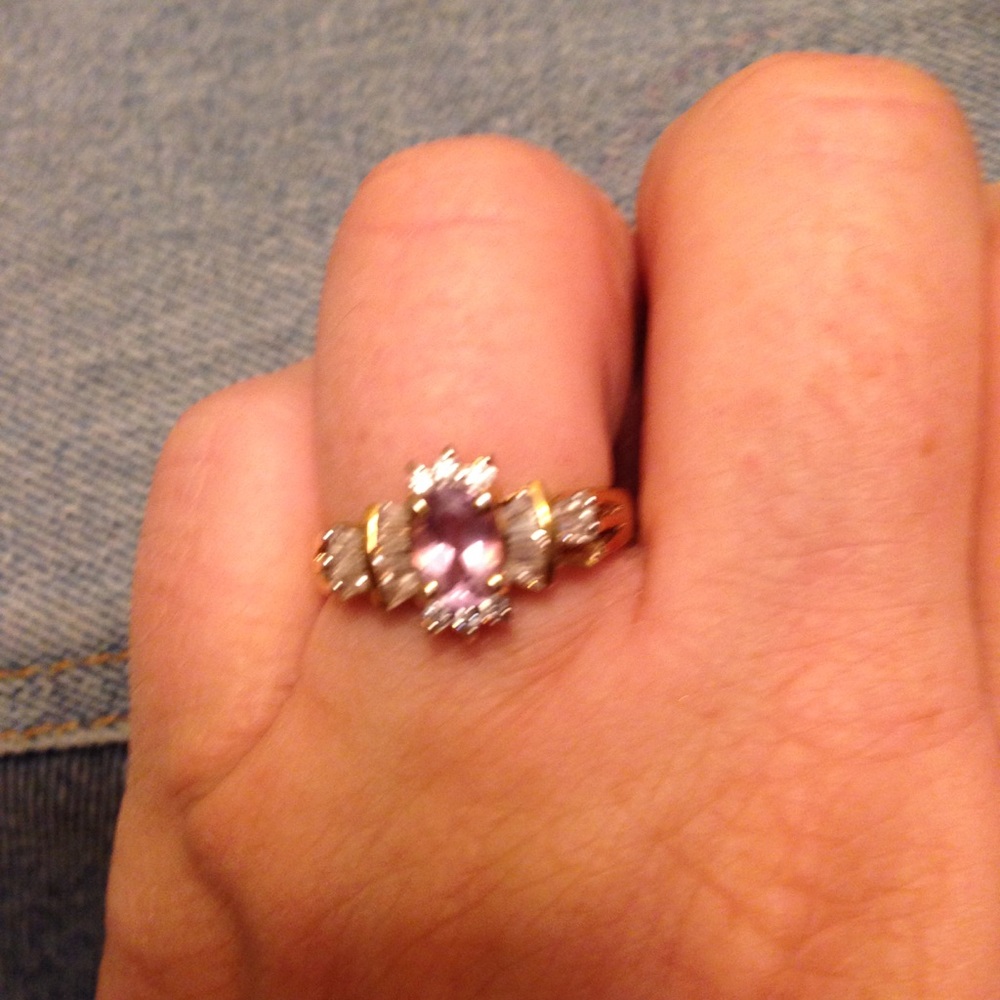 🐞Pretty ring size 8.