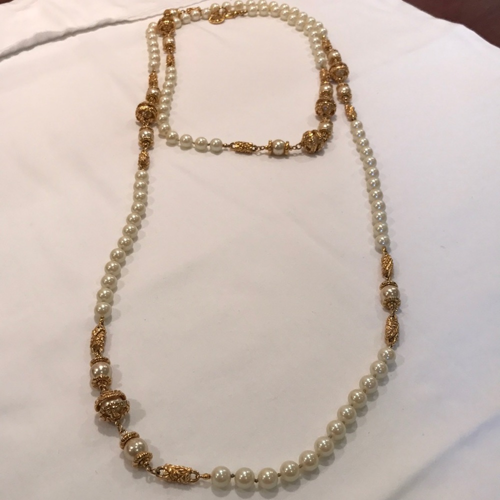 Vintage St. John pearl necklace