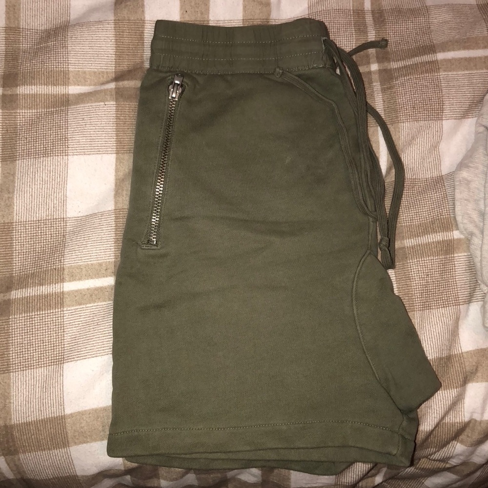 Fear of god fog essentials terry shorts.