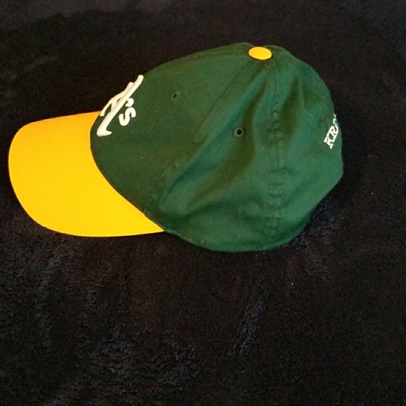 Hat - Picture 3 of 5