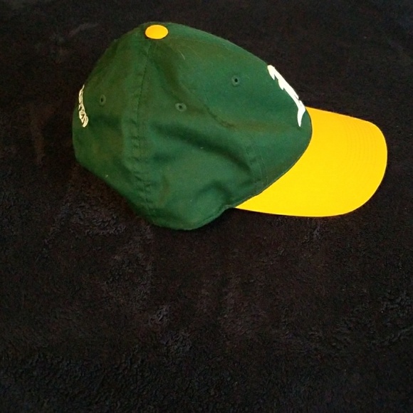 Hat - Picture 4 of 5