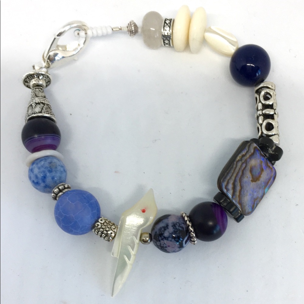 Bracelet with gemstones