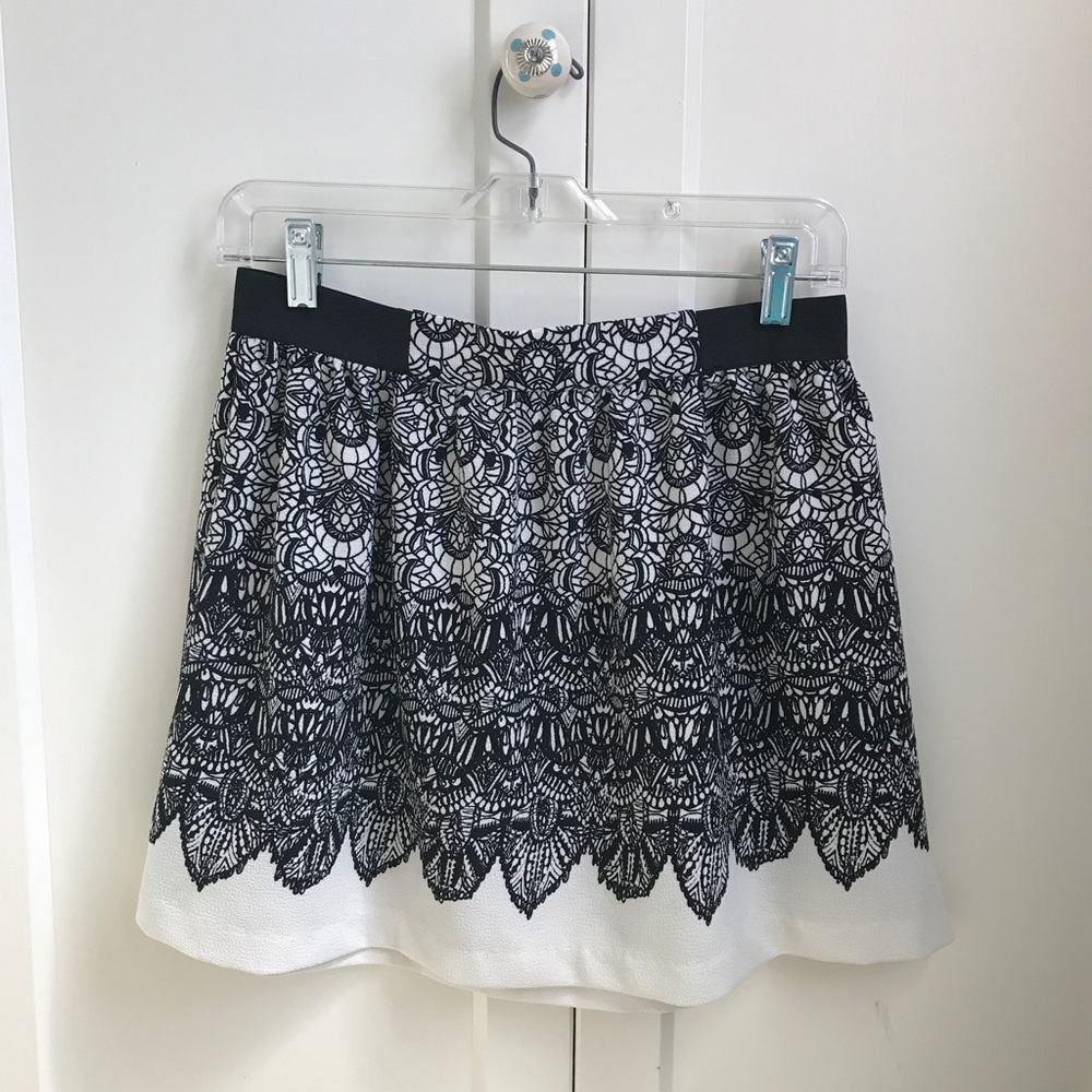 Small A. BYER Black and White Skirt