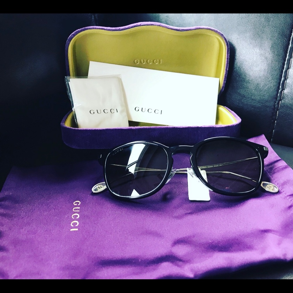 Brand New Beautiful Gucci Unisex Sunglasses!