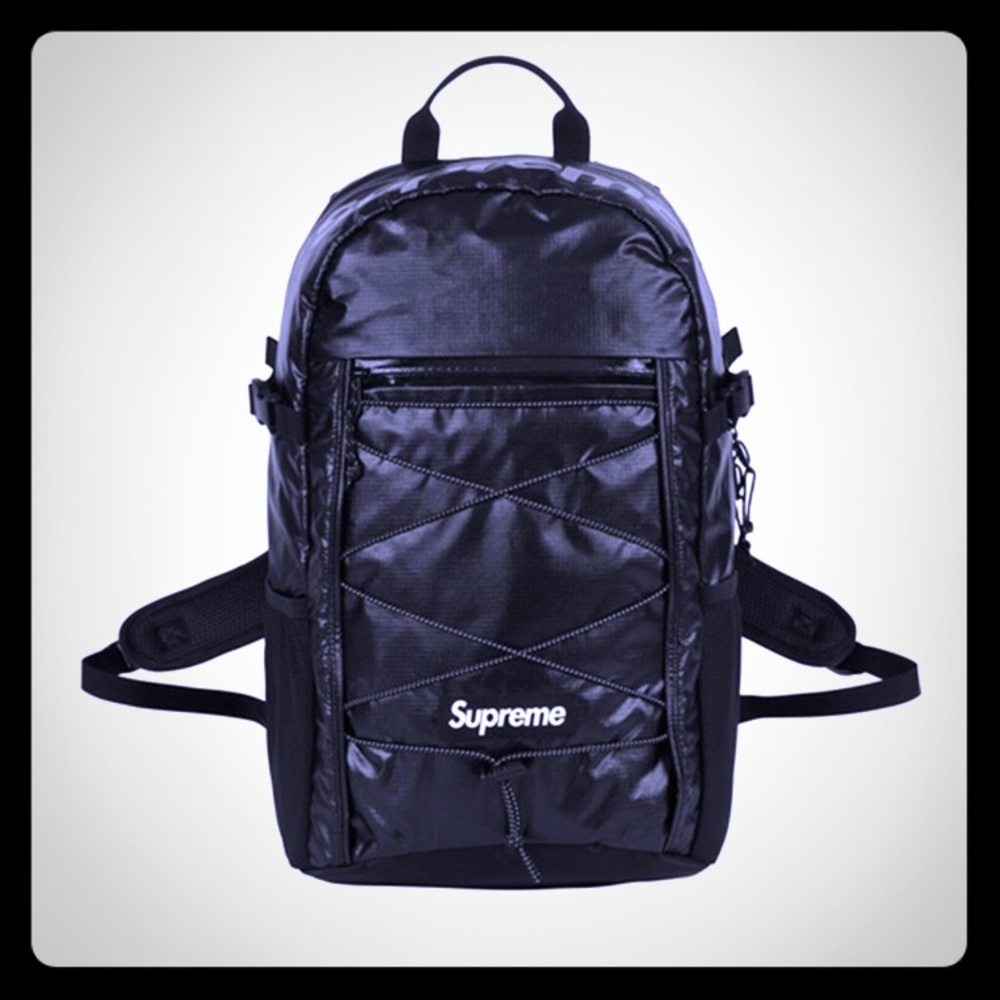 Holiday sale!! Supreme backpack
