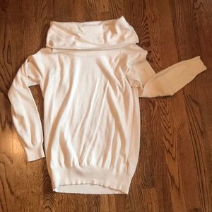 GAP Cowl Beck Sweater