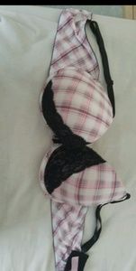 Victory secret thin padded bra