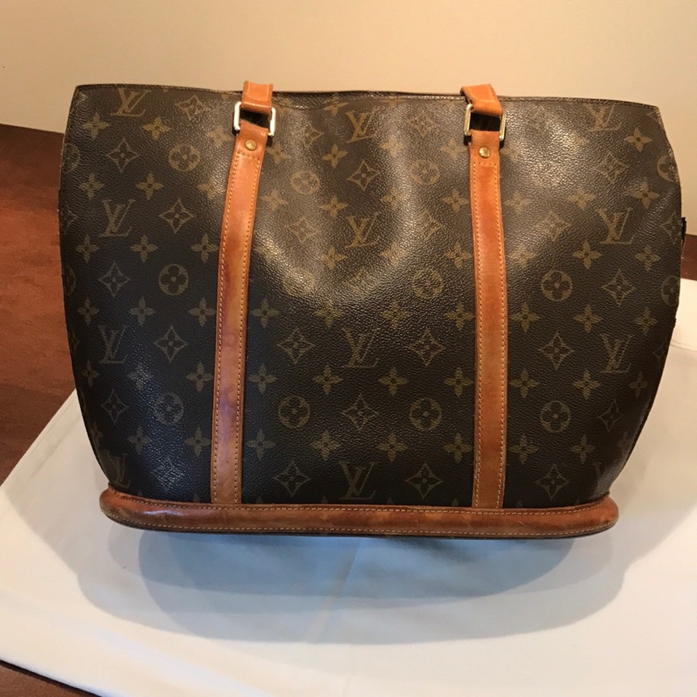*1 Hour Sale*Authentic Louis Vuitton