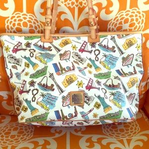 EUC Dooney and Bourke tote, no dust bag