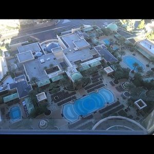 Meet your Posher, Gilbert