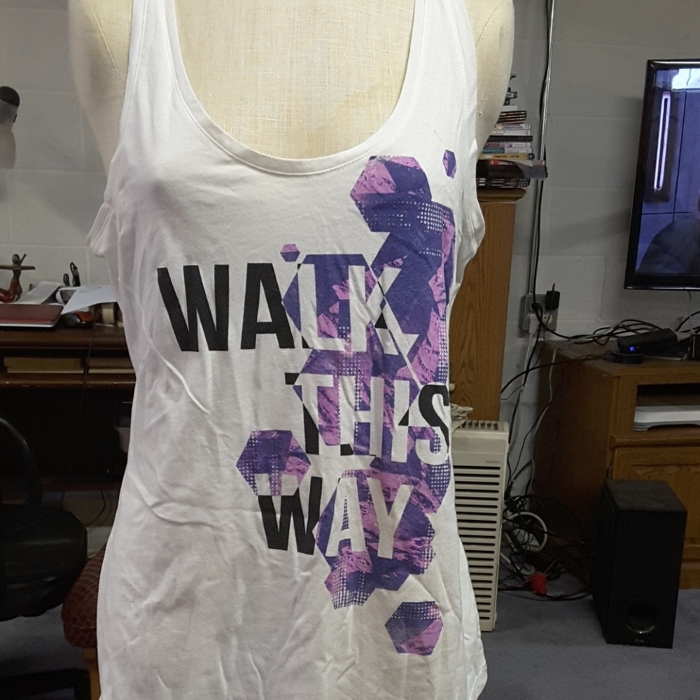 Set of 2 Tek Gear work out tops