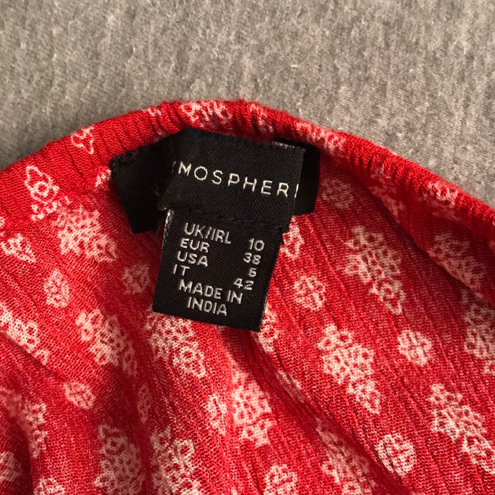 Red patterned romper - Picture 5 of 5
