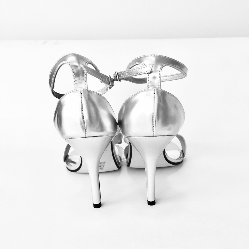 NWOT Silver 4” Dainty Ankle Strap Heels - Picture 2 of 4