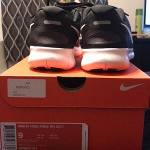 Women’s Nike Free run 2017